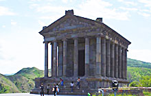 Храм Гарни